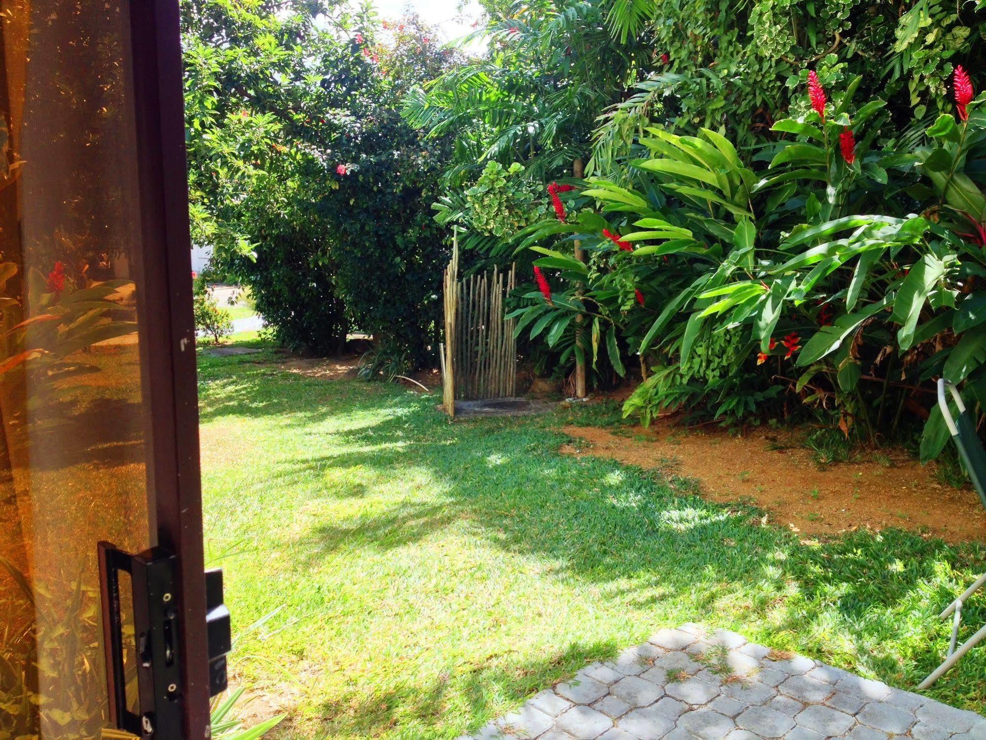 Beau Vallon Bungalows Exterior foto